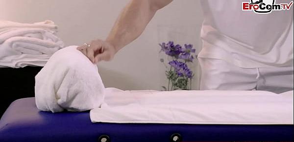  Deutsche reife Blondine mit dicken titten bei massage gefickt